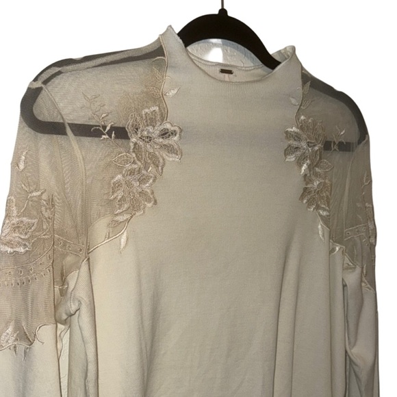 Free People White Daniella Top - Picture 3 of 4